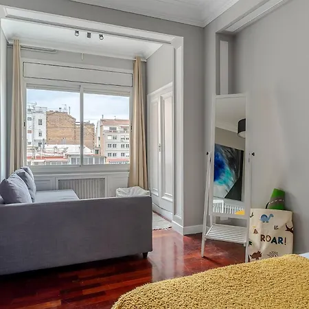 Canela Homes Eixample Apartment Barcelona