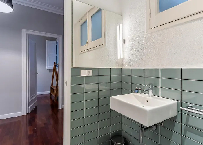 Canela Homes Eixample Apartment